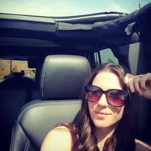 Meet your Posher, Jessica!